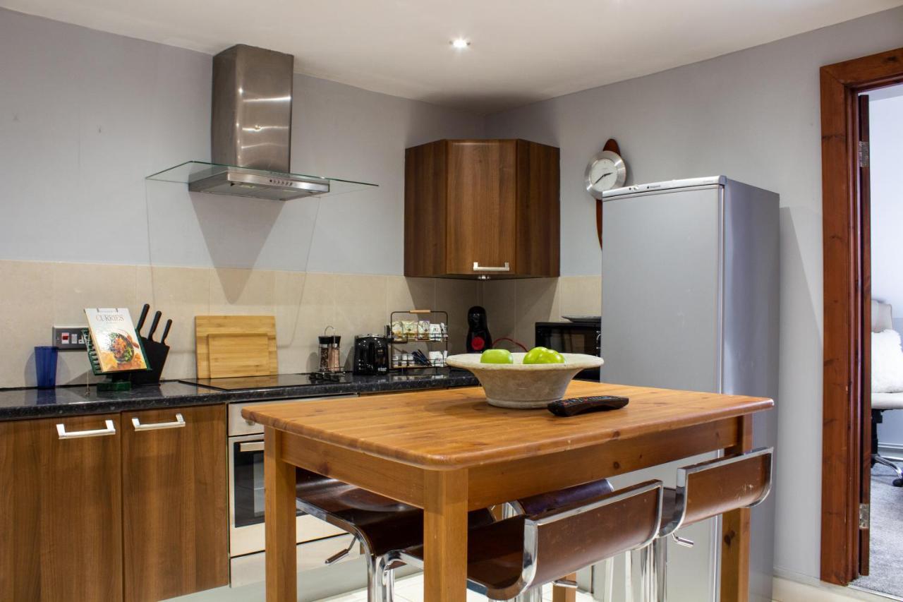 The Loft At Utopia Penthouse By M-Groupsa Swansea Exteriér fotografie